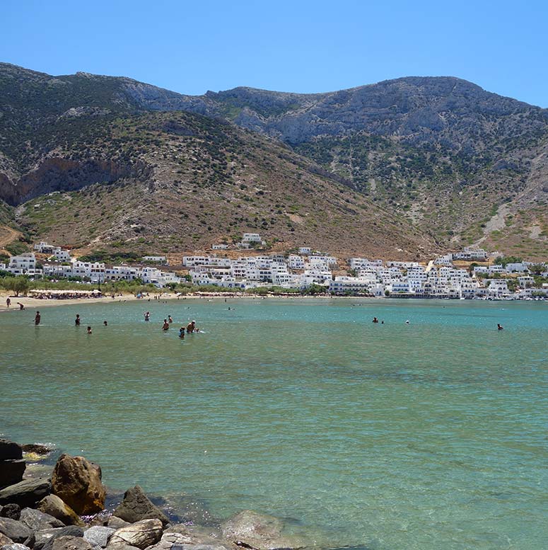 Plage de Kamares à Sifnos